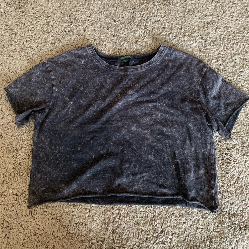 Acid wash crop T-shirt